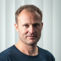 Jens-Ole Petersen Email