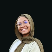 100 school Employee Liza Kitange's profile photo