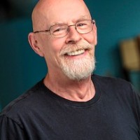 Tom Hollyer Email & Phone Number