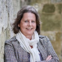 Angela Knox Email & Phone Number