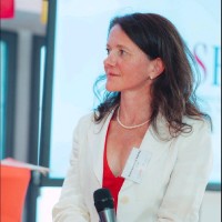 Chambre de Commerce Suisse en France Employee Anne-Laure le Merre's profile photo