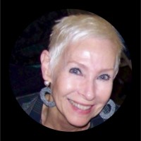 Viva International Group Employee Elaine Fay's profile photo