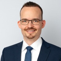 Ulrich van Meerbeck Email