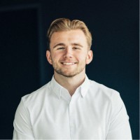 Huzzle.com Employee Robin Harbort's profile photo
