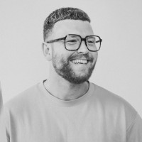 Tom Igglesden Email & Phone Number