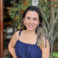 Daniela Castro Email