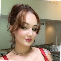 Driven Grow Employee Laya Suvada's profile photo