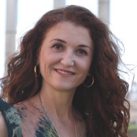 TheSearchGuru.com Employee Leslie Carruthers's profile photo