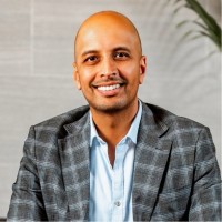 Smooth Commerce Employee Roberto Sarjoo's profile photo