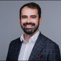 Tomasz Galanciak Email