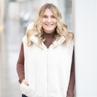 Sarah Nelson Email & Phone Number