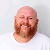 Luciano Vittorazzi Neves Email