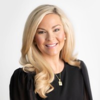 Custom Manufacturing Services Employee Mary Graf's profile photo