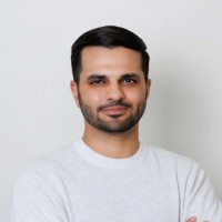 Omid Noori Email