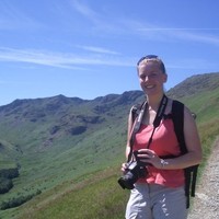 Louise Lavictoire Email