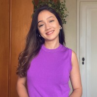 Camila Sakamoto Email