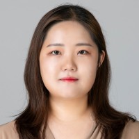 Yuney Chonlee Email