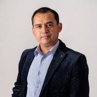 Iván S. Email