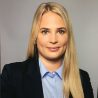 Julia Robl Email