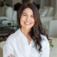 Airbnb Employee Danielle Silvers's profile photo