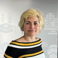 Marie de la Villèsbrunne Email