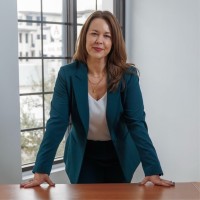 GBank Employee Tara Campbell's profile photo