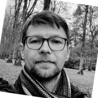 Milo Straczek Email