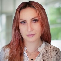 Mia Sologashvili Email