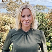 DiJones Real Estate Employee Anjee Crozier's profile photo