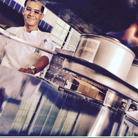 IHG Hotels & Resorts Employee Victor Rosales's profile photo