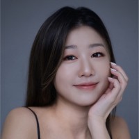 Corinne Ho Email