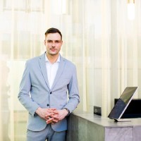 Anton Kaas Email
