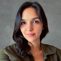 Cfaz.net Employee Shirley Oliveira's profile photo