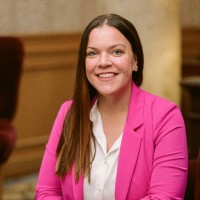 Amanda Heinz Email & Phone Number