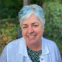 Embark Employee Donna Dressel's profile photo