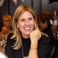 Caroline Thibault Email