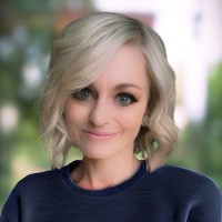 Kelsi Wells Email & Phone Number
