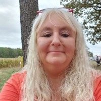 Sandra Stanton Email & Phone Number