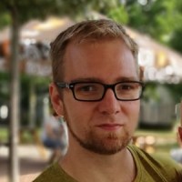 Roman Pavlovský Email