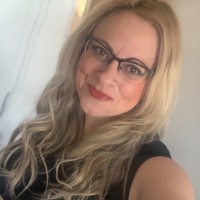 Manucam Employee Alice Back's profile photo