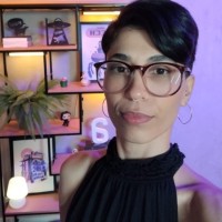 Grupo Alura Employee Cinthia Bregola's profile photo