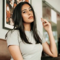 CraftedQ Employee Samira Rose's profile photo
