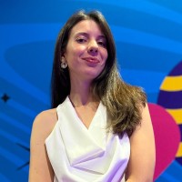 Luiza Diniz Lara Email