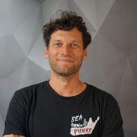 Marc Augustat Email