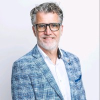 Peter Versluis Email