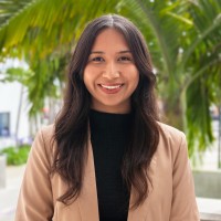 Karen Villaseñor Email