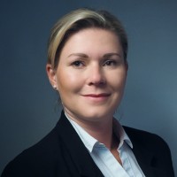 Réka Salamon Email