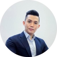 Derek Mo Email