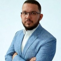SLB Employee Douglas Costa's profile photo