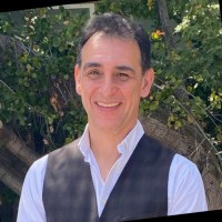 Lumenis Employee Ruz Malakuti's profile photo